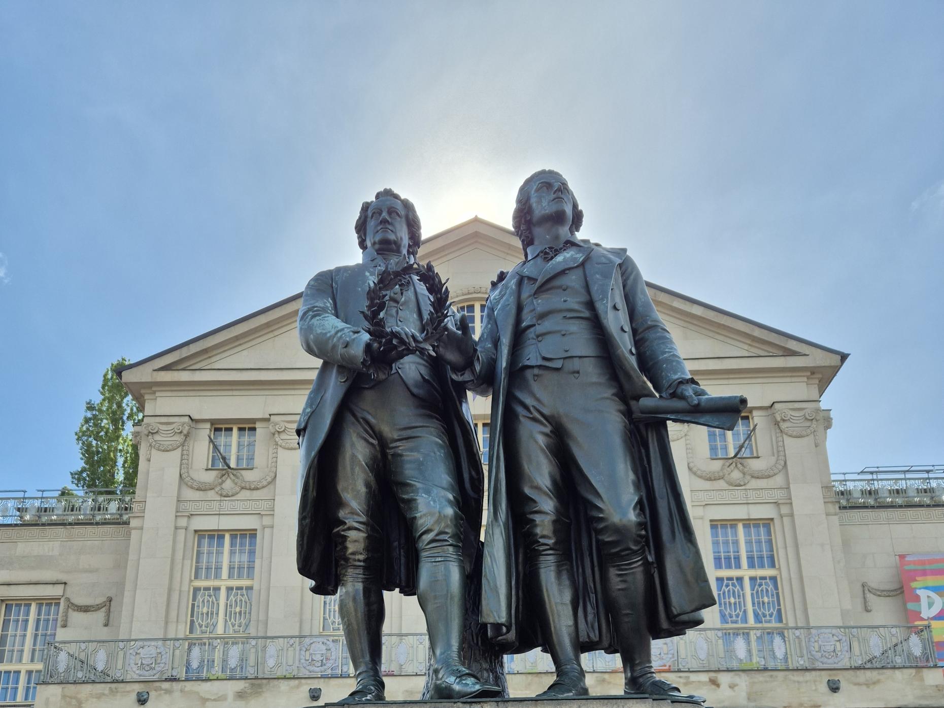 Statue